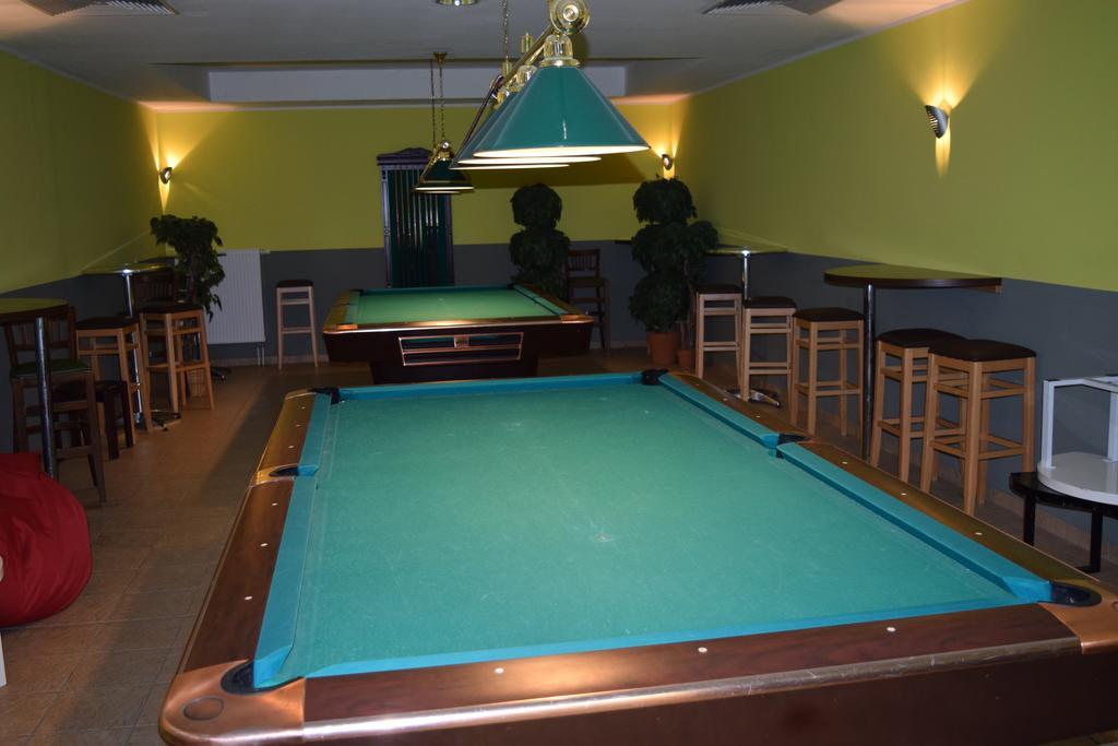 Euroville Jugend- Und Sporthotel Naumburg (Saale) Exterior foto