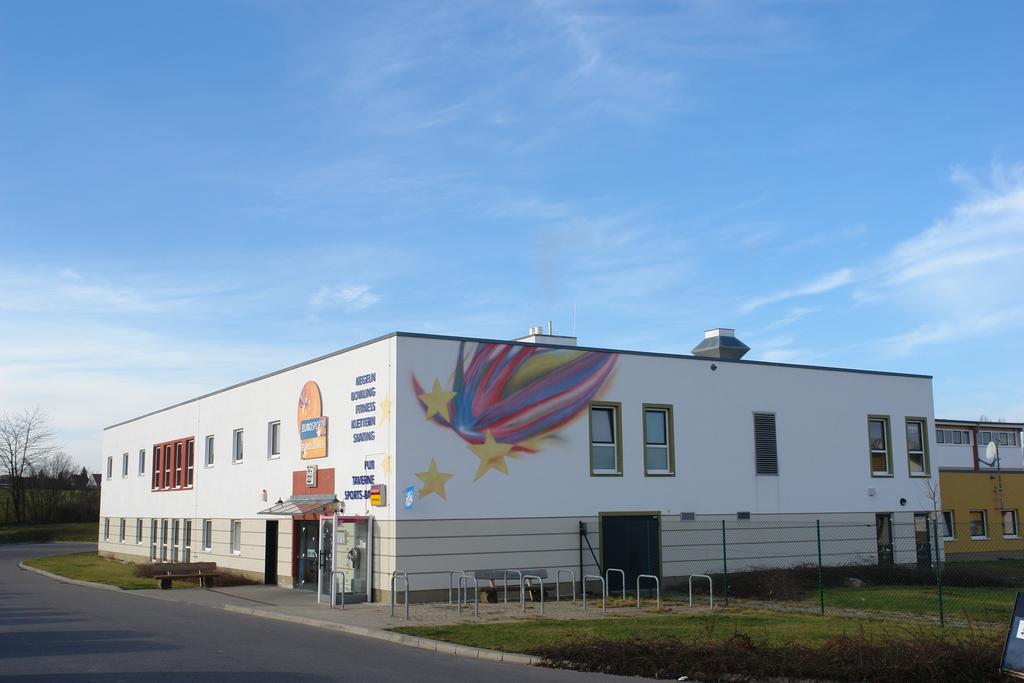 Euroville Jugend- Und Sporthotel Naumburg (Saale) Exterior foto